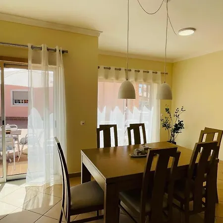 Santa Maria N - Shared Pool - 6 Guests - Albufeira
