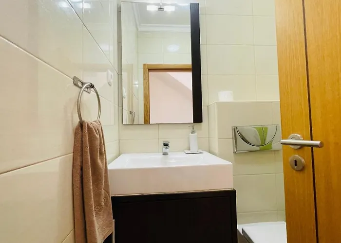 Santa Maria N - Shared Pool - 6 Guests - Albufeira Holiday home Albufeira