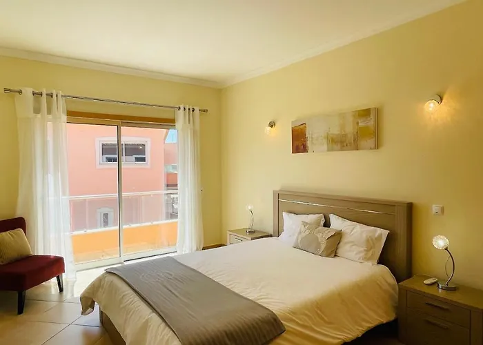 Santa Maria N - Shared Pool - 6 Guests - Albufeira *