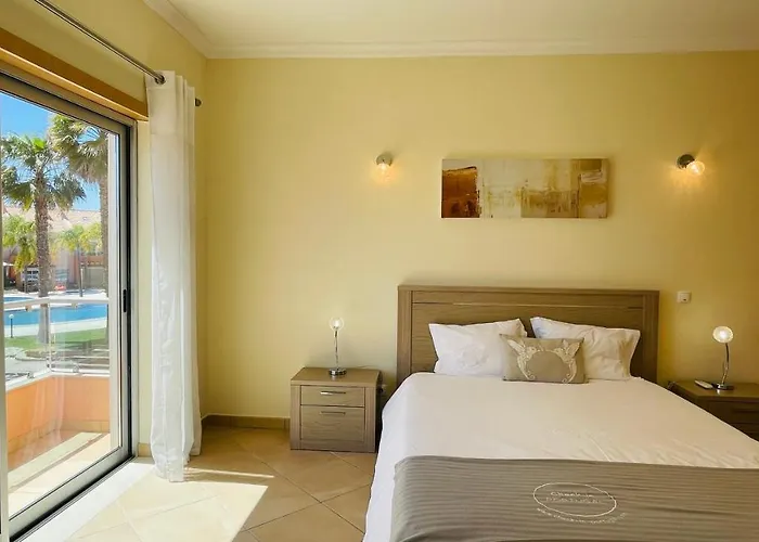 Santa Maria N - Shared Pool - 6 Guests - Albufeira Albufeira