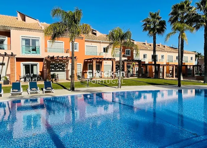Santa Maria N - Shared Pool - 6 Guests - Albufeira *
